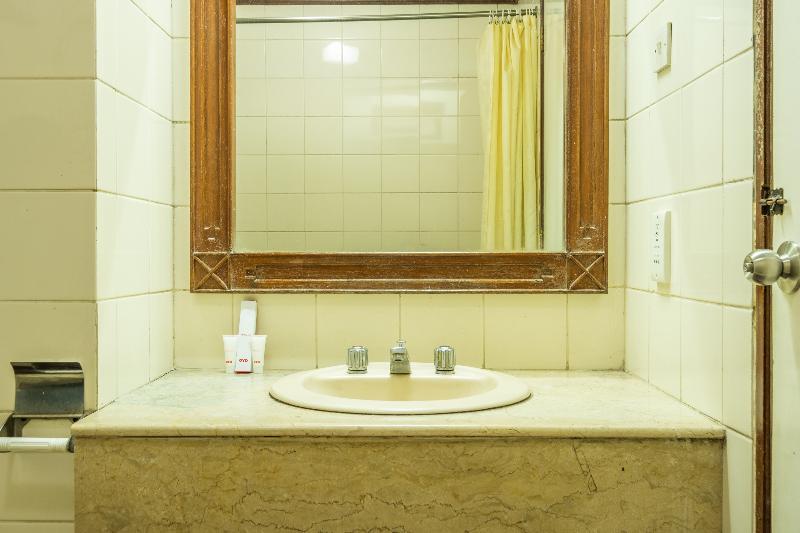 Capital O 1256 Sangga Buana Resort And Convention Hotel Cianjur Esterno foto